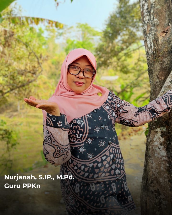 Nurjanah, S.IP., M.Pd., Guru PPKn