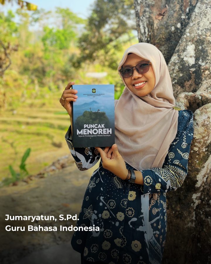 Jumaryatun, S.Pd., Guru Bahasa Indonesia